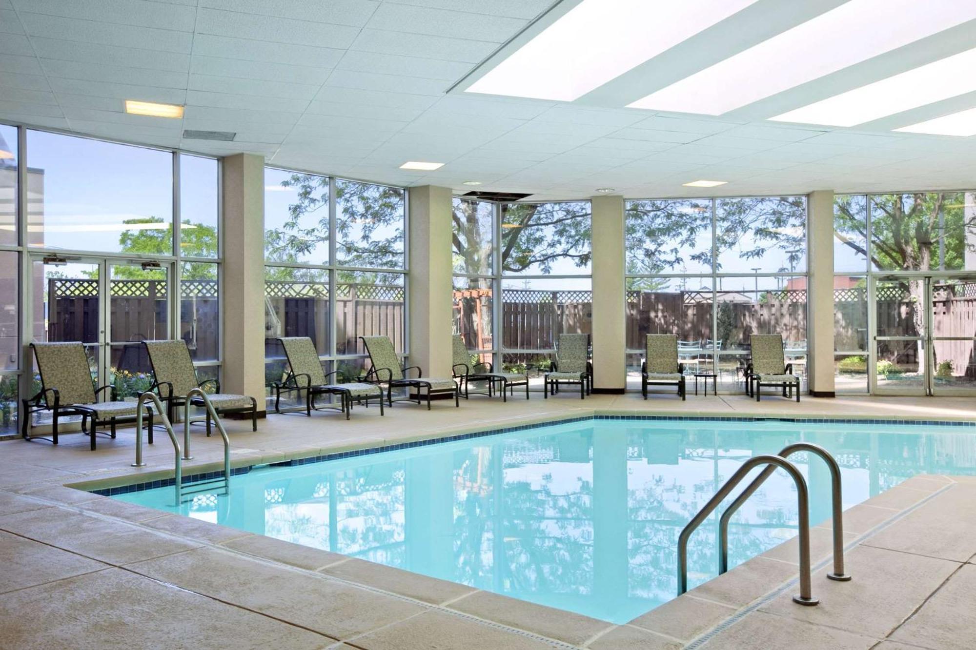 Embassy Suites By Hilton St Louis Airport Bridgeton Luaran gambar